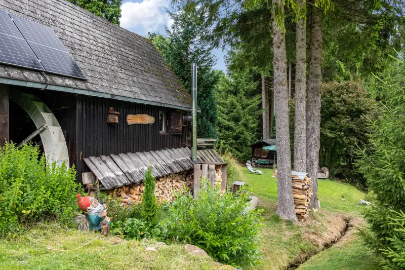    
Ferienhaus ∙ 4 Gäste ∙ 2 Schlafzimmer
