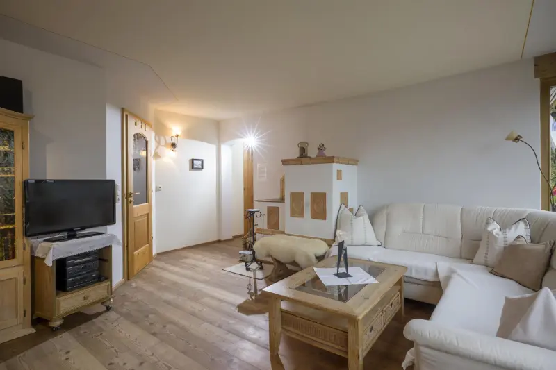 Ferienhaus mit Hund in Kössen für max. 4 Personen Ferienhaus mit Hund in Kössen für max. 4 Personen