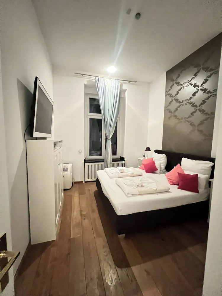 Aparthotel Carlstadt