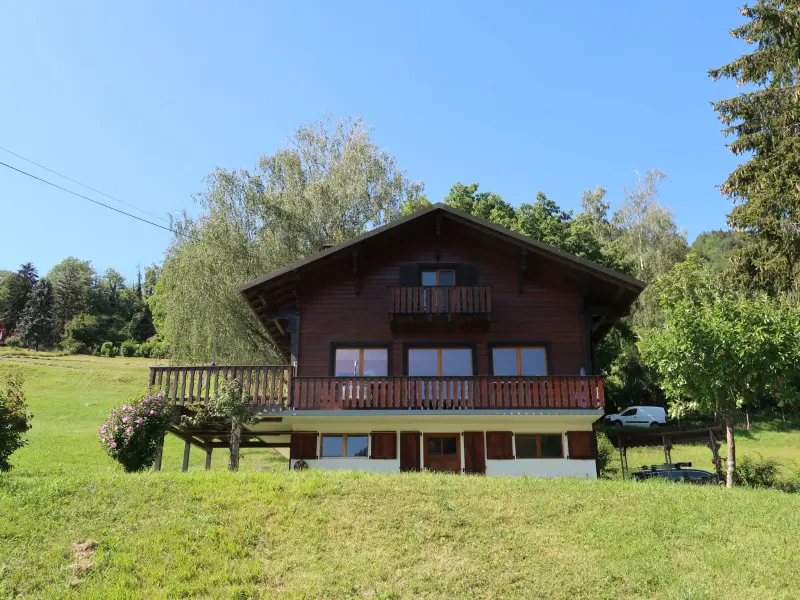     
Ferienhaus ∙ 4 Gäste ∙ 2 Schlafzimmer
