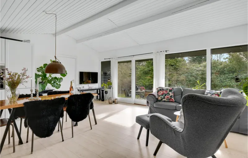 Ferienhaus mit Hund in Dronningmølle, Seeland fuer max. 4 Personen