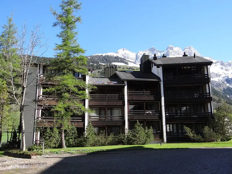 Ferienwohnung mit Hund in Engelberg für max. 2 Personen Ferienwohnung mit Hund in Engelberg für max. 2 Personen