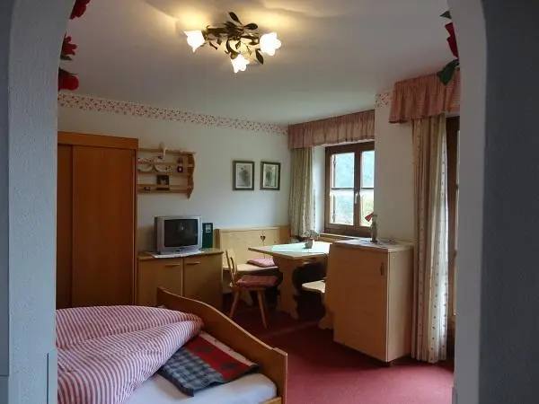 Ferienwohnung mit Garten, Sauna und Terrasse | Bergblick