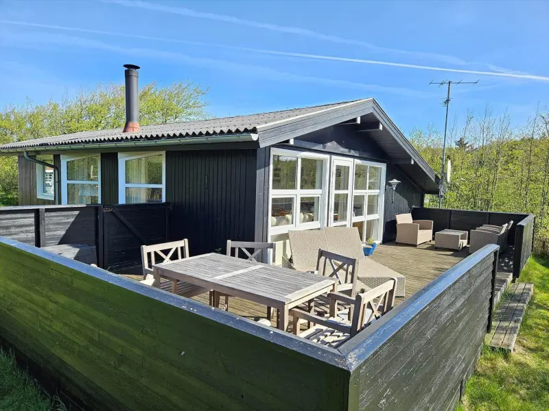 Ferienhaus mit Hund in Rindby Strand fuer max. 5 Personen