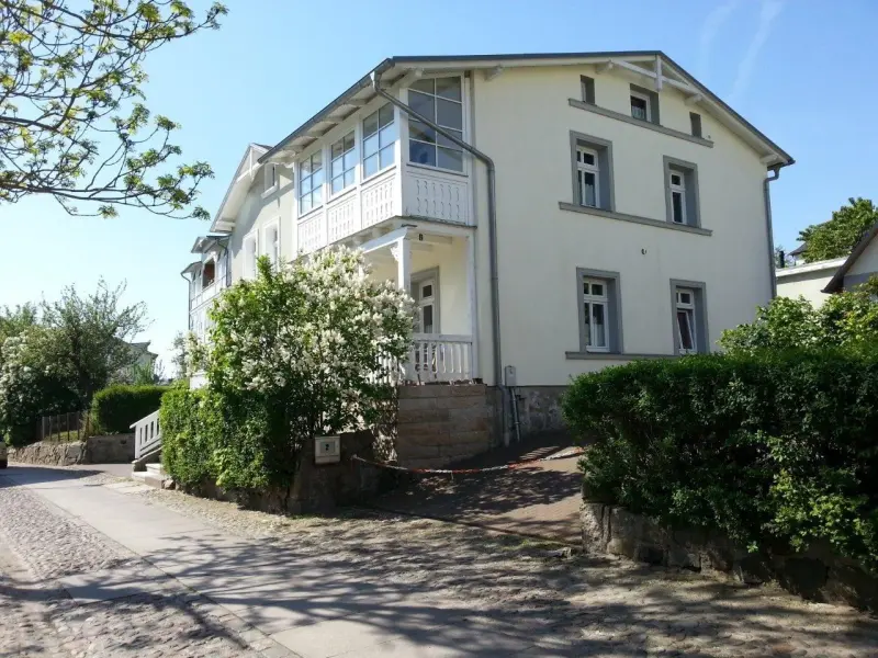 Villa Rosengarten – Ferienwohnung Terra