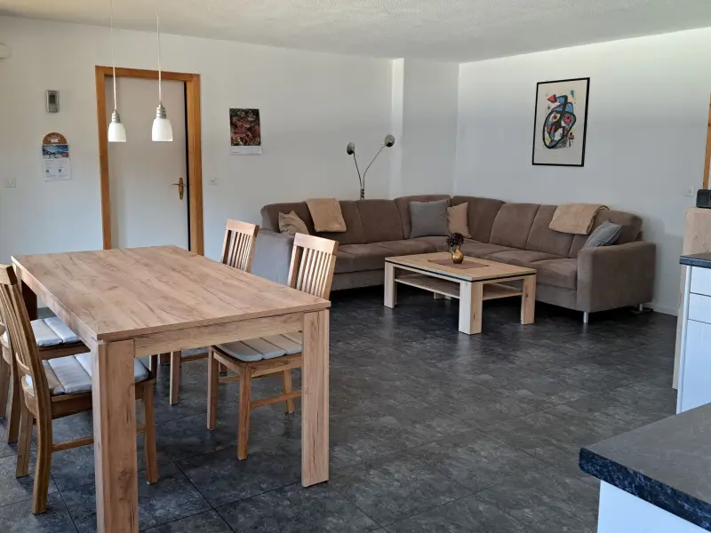 Ferienwohnung Camischolas