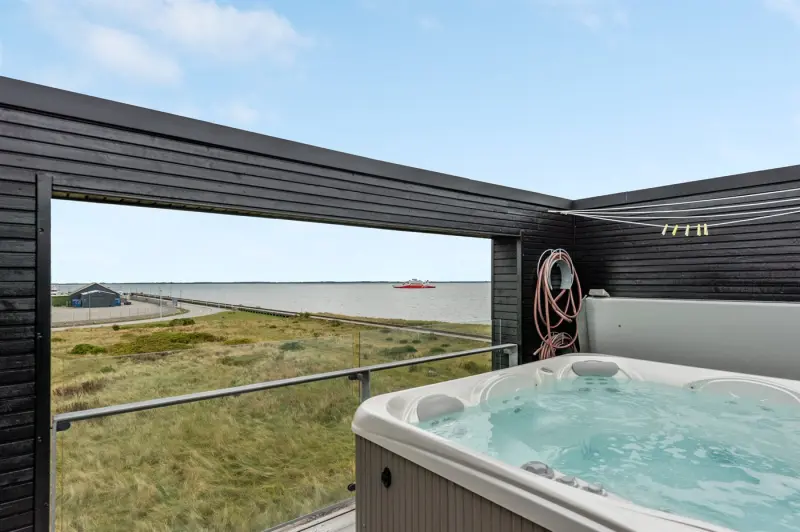Ferienhaus in Sønderstrand f&uuml;r max. 8 Personen