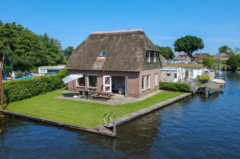Ferienhaus mit Terrasse und Garten