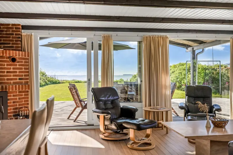 Ferienhaus mit Hund in Bjert, Binderup Strand fuer max. 6 Personen