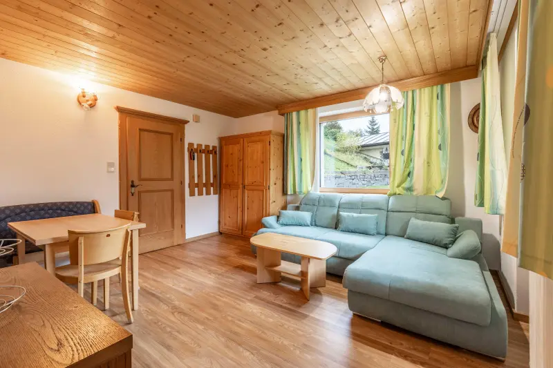 Ferienwohnung mit Hund in Pettneu am Arlberg fuer max. 2 Personen
