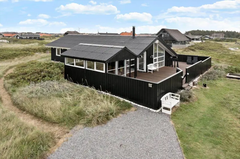 Ferienhaus mit Hund in Vrist Strand fuer max. 7 Personen