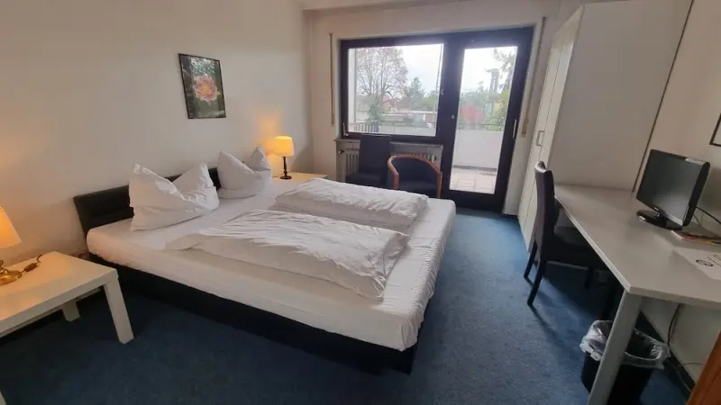 Bed & Breakfast  Ladenburg