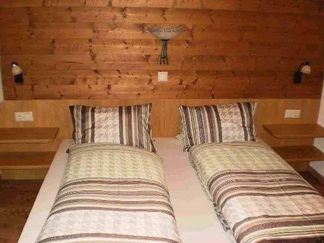 Ferienwohnung mit Hund in Wildschönau für max. 2 Personen Ferienwohnung mit Hund in Wildschönau für max. 2 Personen
