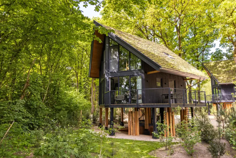 Ferienhaus mit Whirlpool, Pool und Sauna