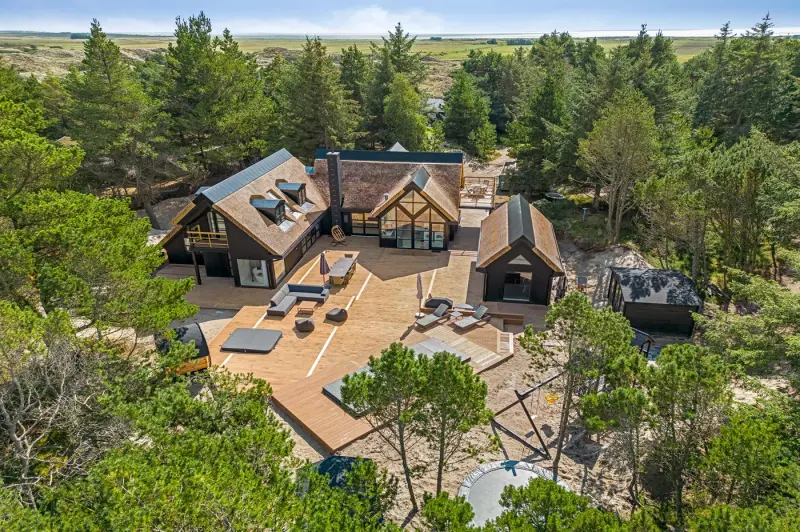 Ferienhaus mit Hund inBlåvand  f&uuml;r max. 10 Personen