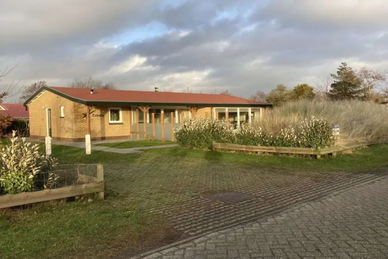 Voll ausgestattetes schönes Ferienhaus mit Terrasse, Garten und Grill | Haustiere erlaubt