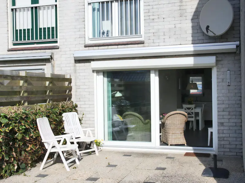 Wohnung mit Terrasse und Garten