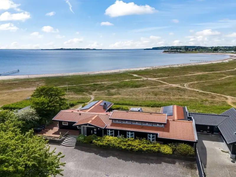 Huis Diernæs Strandby