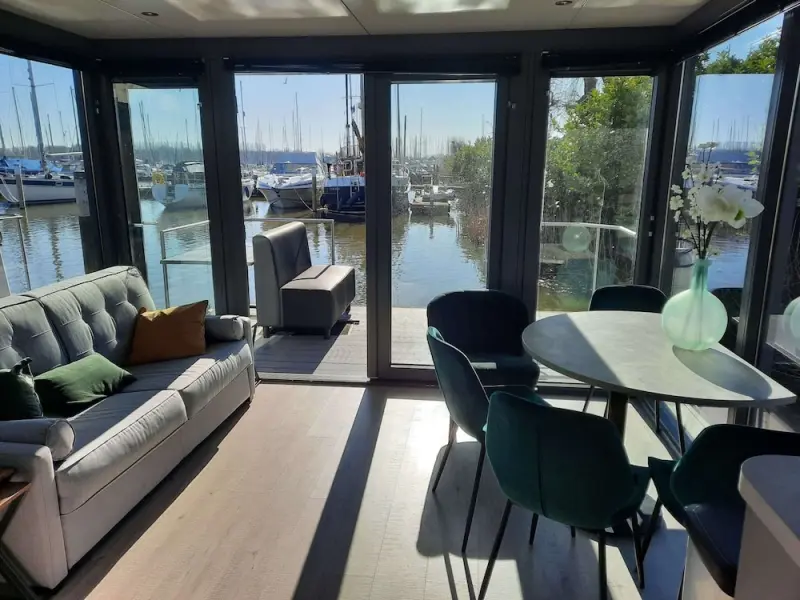 Houseboat Purmerend