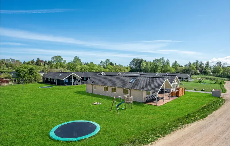 Ferienhaus in Vejby, Gribskov Municipality, Vejby Strand f&uuml;r max. 22 Personen