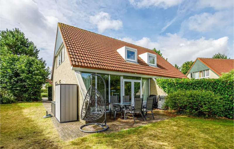 Ferienhaus mit Terrasse und Pool | Wasserblick
