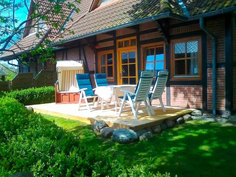 Ferienwohnung mit Hund inFehmarnsund, Ostsee  f&uuml;r max. 4 Personen