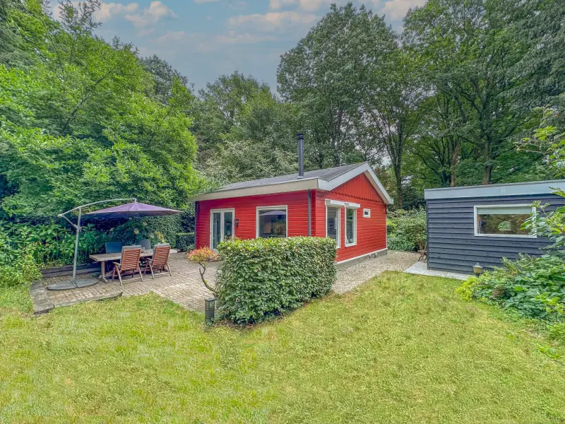 Voll ausgestattetes tolles Ferienhaus mit Terrasse und Garten | Hunde erlaubt