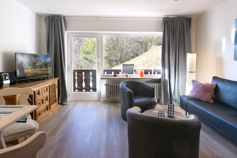 Ferienwohnung mit Hund in Mittenwald für max. 2 Personen Ferienwohnung mit Hund in Mittenwald für max. 2 Personen