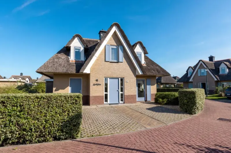 Villa mit Sauna, Garten und Terrasse