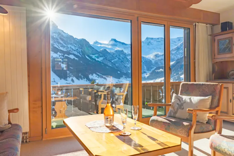 Ferienwohnung mit Hund in Adelboden für max. 6 Personen Ferienwohnung mit Hund in Adelboden für max. 6 Personen