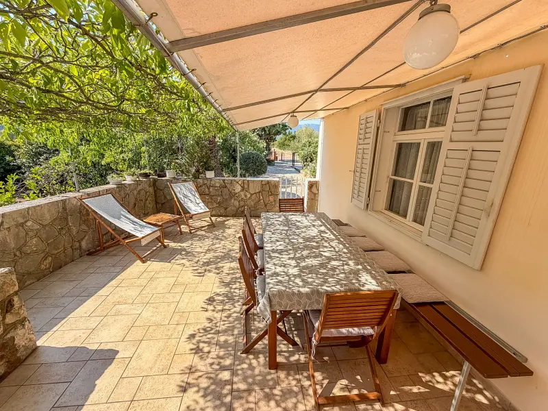 Ferienhaus in Vrboska, Kroatien für max. 9 Personen Ferienhaus in Vrboska, Kroatien für max. 9 Personen