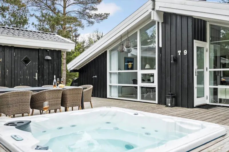 Ferienhaus mit Hund inHou, Bisnap  f&uuml;r max. 8 Personen