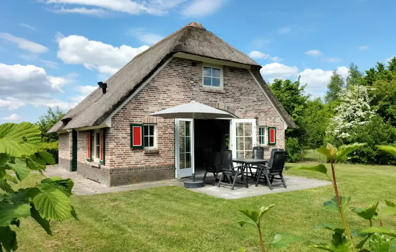 Ferienhaus mit Terrasse und Garten