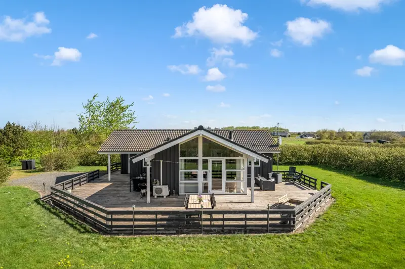 Ferienhaus mit Hund in Skaven Strand fuer max. 6 Personen