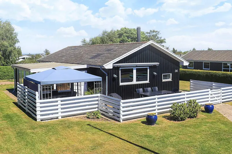Ferienhaus mit Hund in Hasmark Strand, Fünen fuer max. 8 Personen