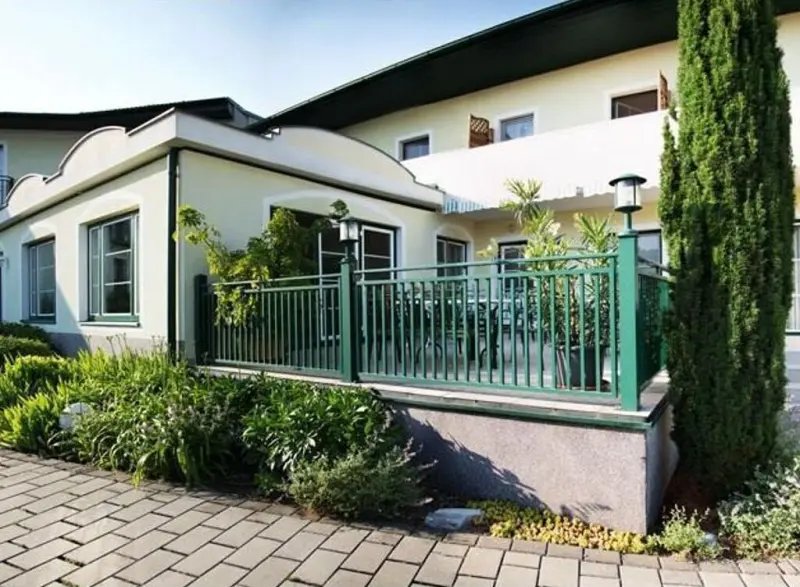 Bed & Breakfast  Eisenstadt