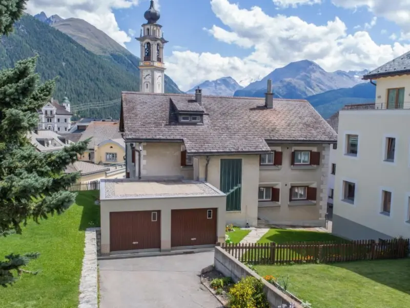 Ferienwohnung mit Hund in Samedan für max. 2 Personen Ferienwohnung mit Hund in Samedan für max. 2 Personen