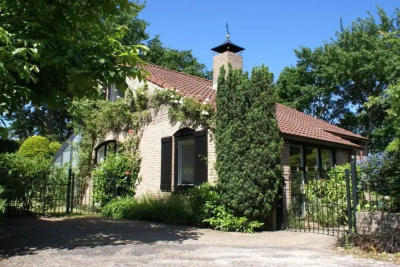 Ferienhaus mit Hund in Burgh-Haamstede fuer max. 5 Personen