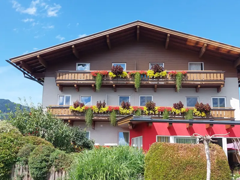 Ferienwohnung mit Hund in Maishofen für max. 4 Personen Ferienwohnung mit Hund in Maishofen für max. 4 Personen