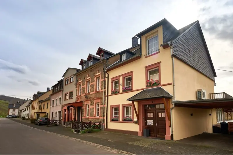 Ferienhaus  Lieser