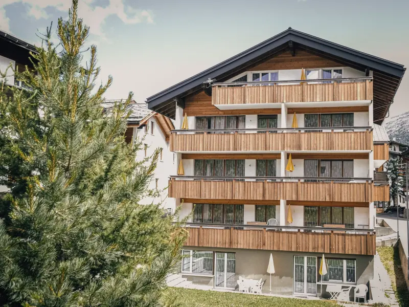 Ferienwohnung mit Hund in Saas-Fee für max. 12 Personen Ferienwohnung mit Hund in Saas-Fee für max. 12 Personen
