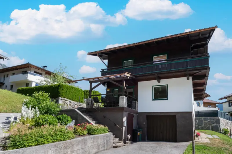 Ferienhaus mit Hund in Fügen, Zillertal fuer max. 8 Personen