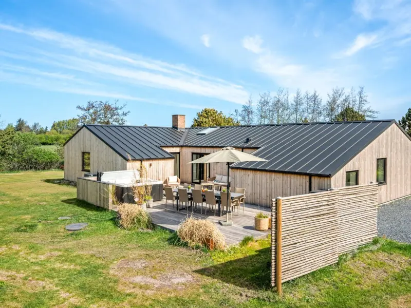Ferienhaus mit Hund in Ho fuer max. 10 Personen
