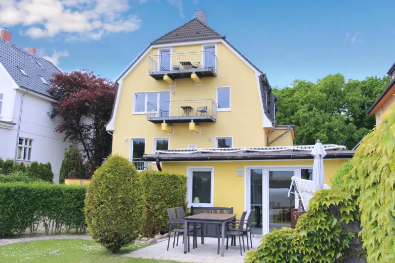 Ferienwohnung mit Hund in Warnemünde fuer max. 4 Personen