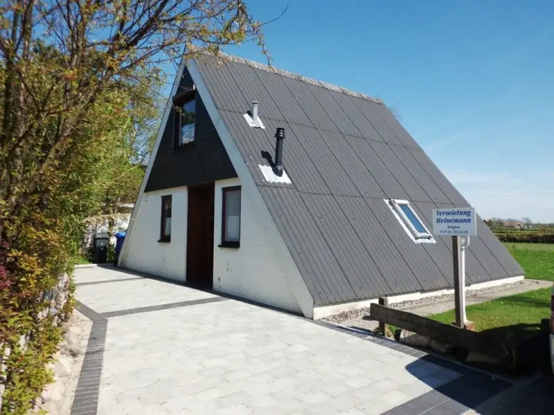     
Ferienhaus ∙ 5 Gäste ∙ 3 Schlafzimmer
