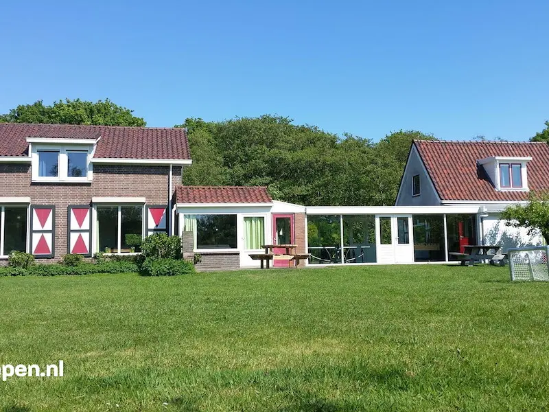 Ferienhaus mit Hund in Burgh-Haamstede fuer max. 18 Personen