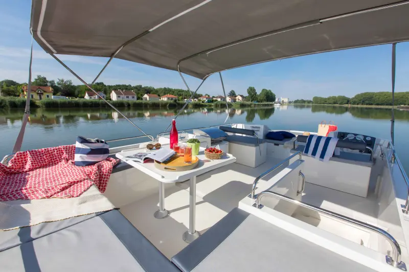 Hausboot  Kleinzerlang