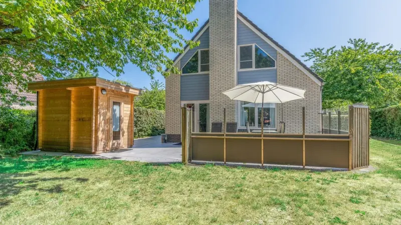 Ferienhaus mit Whirlpool, Garten und Terrasse | Hunde erlaubt