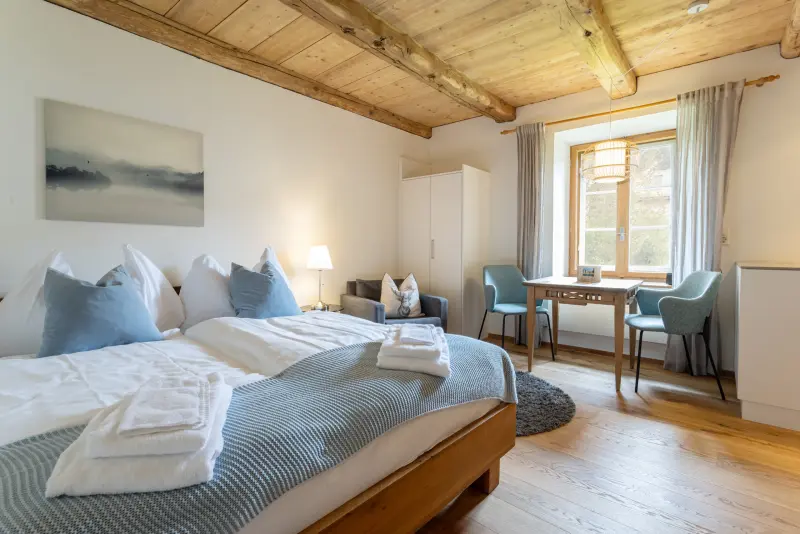 Ferienwohnung mit Hund in La Punt-Chamues-ch für max. 2 Personen Ferienwohnung mit Hund in La Punt-Chamues-ch für max. 2 Personen