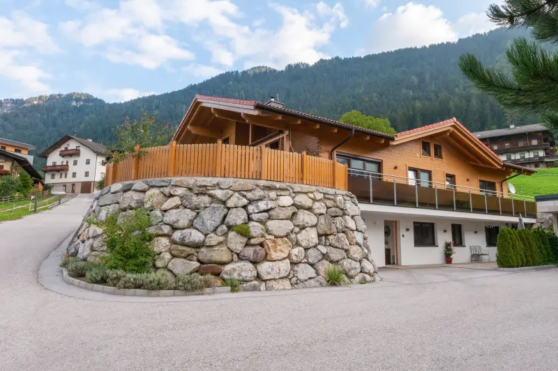 Ferienwohnung mit Hund in Bruck am Ziller, Reith im Alpbachtal f&uuml;r max. 5 Personen